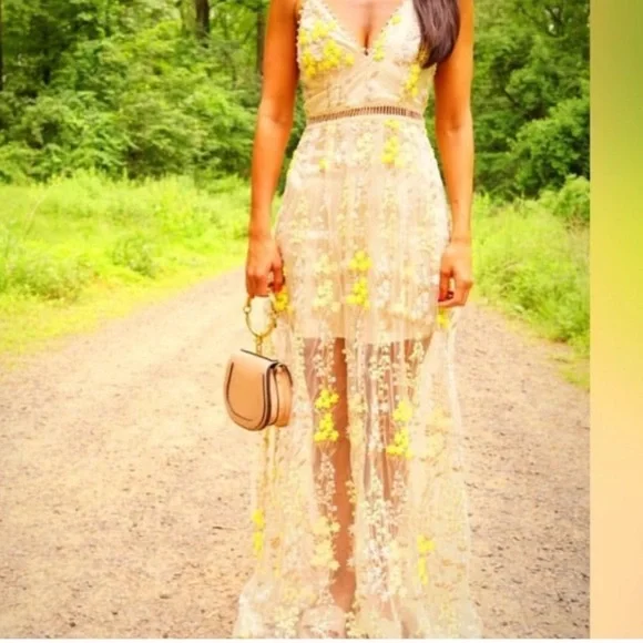 AQUA Gold Yellow Beaded Embroidered Maxi 3D Prom Dress Gown Wedding Guest Glam L - Picture 2 of 12